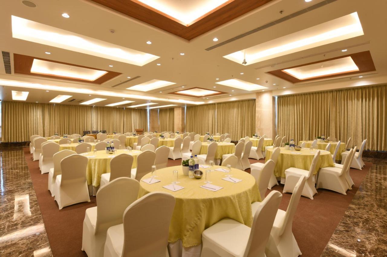 Отель Harsha The Fern Shivamogga Экстерьер фото